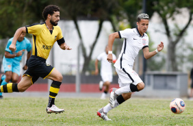 Matheus Araújo durante jogo entre Corinthians e São Bernardo pelas oitavas do Paulista Sub-20