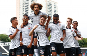 Corinthians vence Desportivo Brasil pelo Campeonato Paulista Sub-17