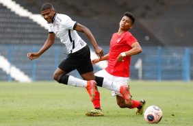 Corinthians vence Desportivo Brasil pelo Campeonato Paulista Sub-17