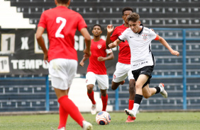 Corinthians vence Desportivo Brasil pelo Campeonato Paulista Sub-17