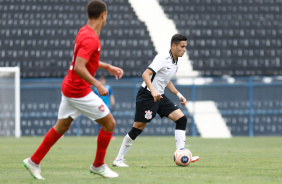 Corinthians vence Desportivo Brasil pelo Campeonato Paulista Sub-17