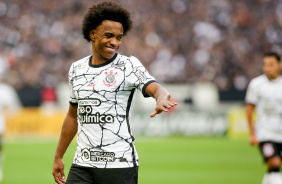 Willian no jogo entre Corinthians e Santos na Neo Qumica Arena, pelo Brasileiro