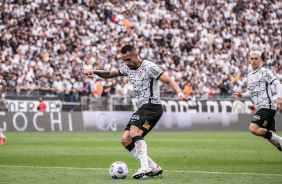 Renato no jogo entre Corinthians e Santos que aconteceu na Neo Qumica Arena