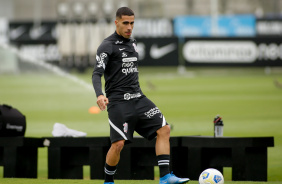 Gabriel durante ltimo treino do Corinthians antes do jogo contra o Cear