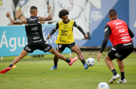 Willian durante ltimo treino do Corinthians antes do jogo contra o Cear