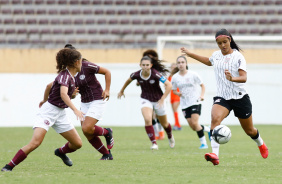 O Corinthians venceu a Ferroviria por 3 a 2 e se classificou para a final do Paulisto Sub-17