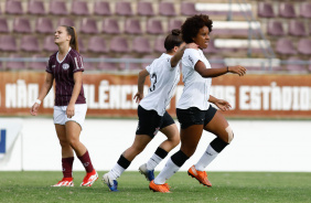 O Corinthians venceu a Ferroviria por 3 a 2 e se classificou para a final do Paulisto Sub-17