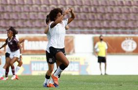 O Corinthians venceu a Ferroviria por 3 a 2 e se classificou para a final do Paulisto Sub-17