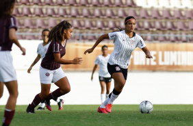 O Corinthians venceu a Ferroviria por 3 a 2 e se classificou para a final do Paulisto Sub-17