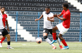 Corinthians vence o Deportivo Brasil pelo Campeonato Paulista Sub-17