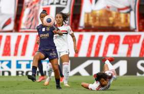 Grazi no jogo entre Corinthians e So Paulo pela final do Paulista Feminino