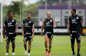 Xavier, Vitinho, Fbio Santos e J durante ltimo treino do Corinthians para jogo contra o Grmio