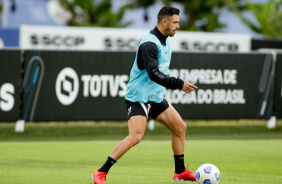 Giuliano durante ltimo treino do Corinthians para jogo contra o Juventude