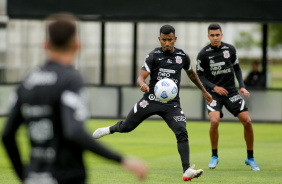 Marquinhos e Cantillo durante ltimo treino do Corinthians para jogo contra o Juventude