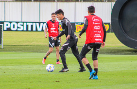 Roni se prepara no CT do Corinthians para ltimo jogo do Brasileiro 2021