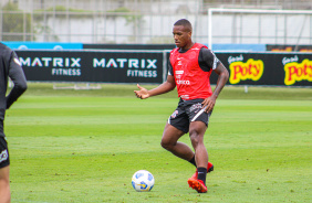 Xavier se prepara no CT do Corinthians para último jogo do Brasileiro 2021