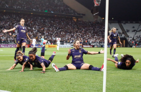 Zanotti comemorando seu gol no jogo entre Corinthians e So Paulo, pela final do Paulista