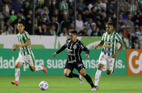 Fagner atuando na partida entre Corinthians e Juventude, pela ltima rodada do Brasileiro