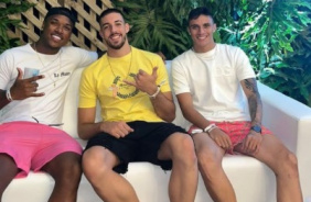 Xavier, Gustavo Mantuan e Guilherme Castellani comemoraram a virada juntos