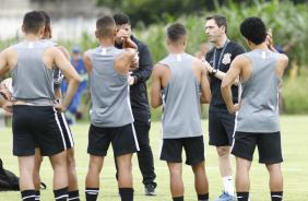 Diogo Siston comanda treinamento preparatrio para prximo duelo pela Copinha