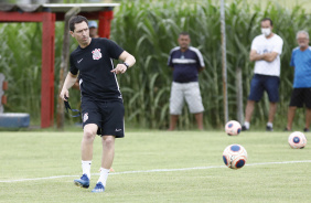 Diogo Siston prepara a equipe Sub-20 para o prximo jogo da Copinha