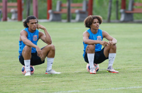Reginaldo e Biro durante ltimo treino antes do jogo contra o River-PI, pela Copinha So Paulo