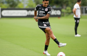 Du durante apresentao do elenco do Corinthians para temporada 2022
