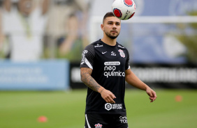 Joo Pedro na apresentao do Corinthians para a temporada 2022