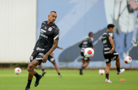Raul Gustavo durante apresentao do elenco do Corinthians para temporada 2022