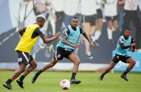 Raul Gustavo durante apresentao do elenco do Corinthians para temporada 2022