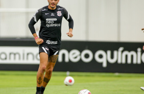 Fbio Santos durante um dos treinos desse incio de temporada no CT Joaquim Grava
