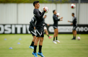 Mantuan em treino com bola