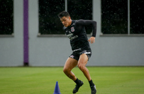 Roni faz trabalho separado por lesão na coxa
