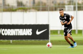 Cantillo em treino do Corinthians nesta sexta-feira