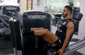 Giuliano em treino do Corinthians nesta sexta-feira