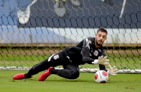 Guilherme em treino do Corinthians nesta sexta-feira