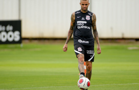 Luan segue buscando espao no Corinthians