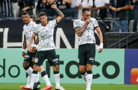 Paulinho, Lucas Piton, Gustavo e Renato na partida entre Corinthians e Mirassol desta quinta-feira