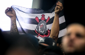 Bandeira do Corinthians na Neo Qumica Arena nesta quarta-feira