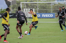Jonathan, Robson Bambu, Victor Cantillo, Xavier e Cssio no treino do Corinthians desta quinta-feira