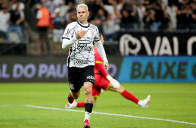 Rger Guedes durante comemorao em vitria do Corinthians nesta quarta-feira