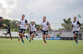 Victor Cantillo, Danilo Avelar, Gustavo Silva e Adson no treino do Corinthians desta quinta-feira