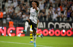 Willian durante comemorao na vitria do Corinthians nesta quarta-feira