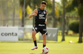 Gustavo Mantuan em treino do Corinthians nesta segunda-feira