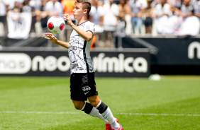 Lucas Piton no jogo entre Corinthians e Red Bull Bragantino neste domingo