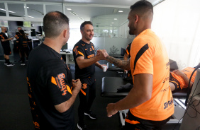 Vtor Pereira e Renato Augusto no treino do Corinthians desta segunda-feira