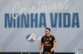 Vítor Pereira em treino do Corinthians desta terça-feira