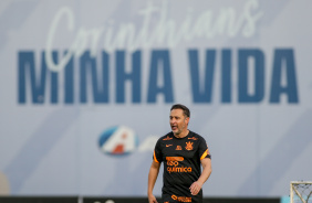 Vtor Pereira em treino do Corinthians desta tera-feira