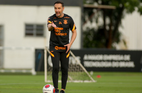Vtor Pereira no treino do Corinthians desta tera-feira