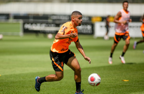 Daniel Marcos em treinamento do Corinthians, no CT